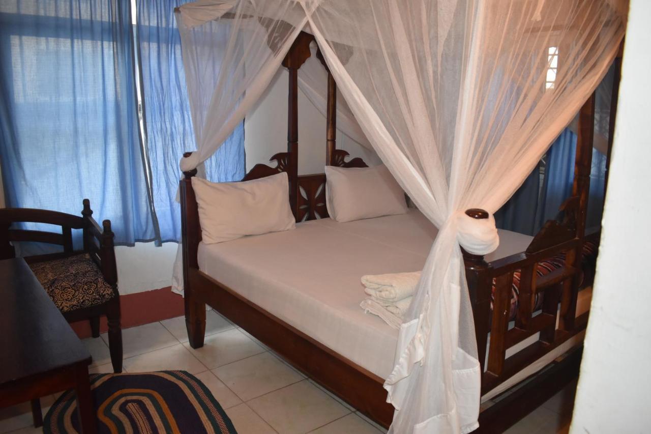 Riverman Hotell 3*
